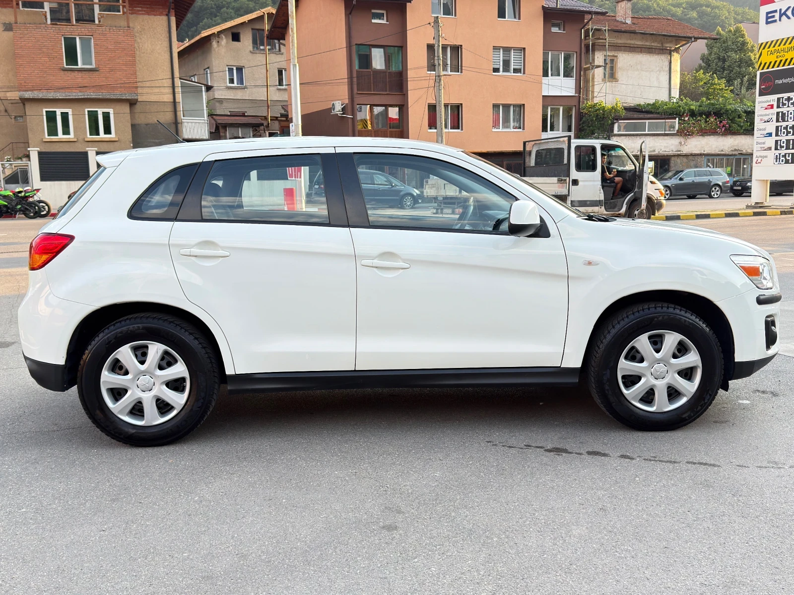 Mitsubishi ASX 1.6 DI-D Италия/Климатик/EURO 6, снимка 6 - Автомобили и джипове - 55335706