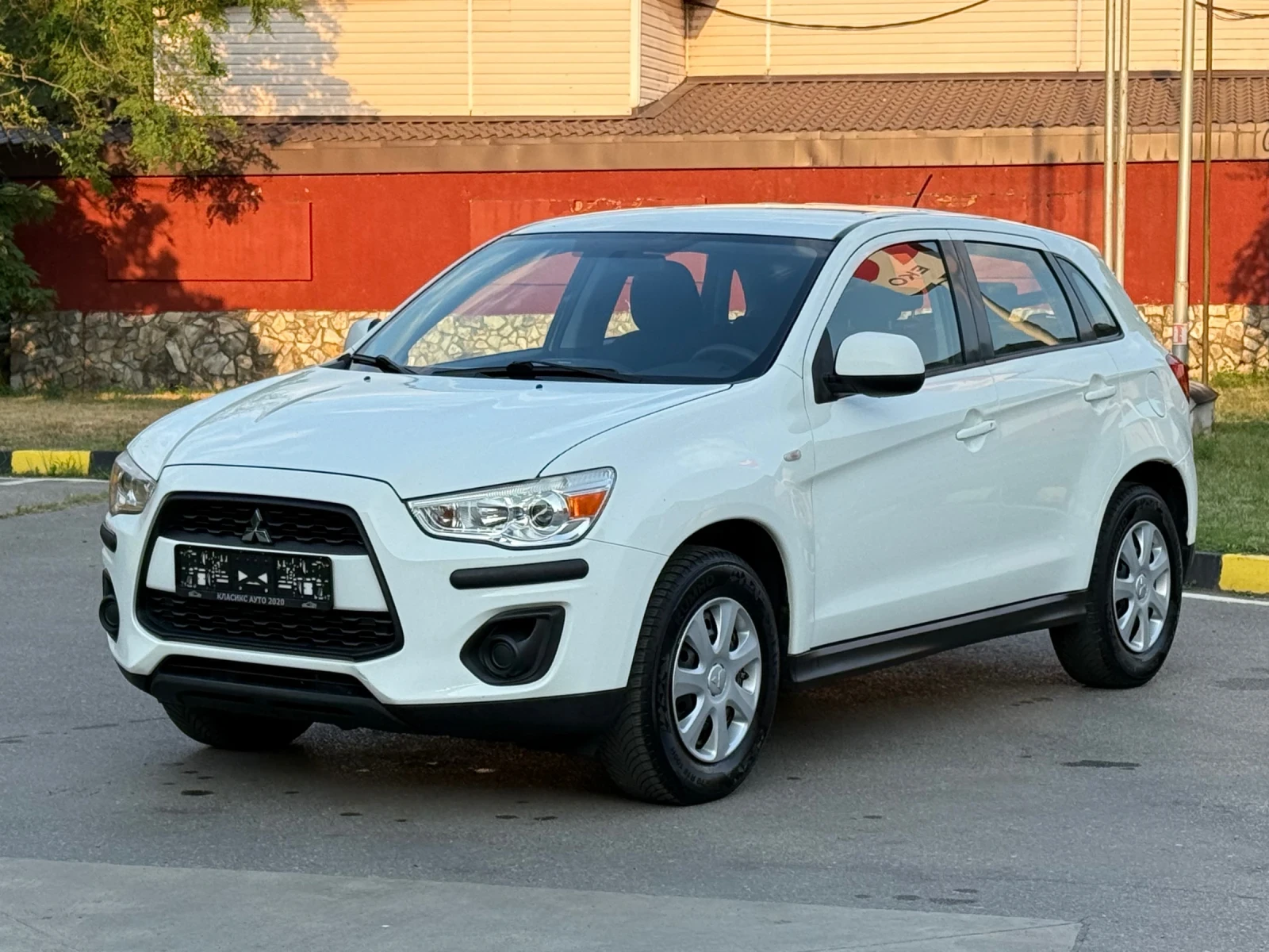 Mitsubishi ASX 1.6 DI-D Италия/Климатик/EURO 6, снимка 4 - Автомобили и джипове - 55335706