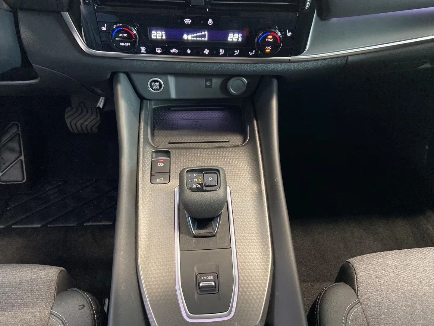 Nissan Qashqai НОВ!N-CONNECTA/360/NAVI/KLESS/ИЗБОР ЦВЯТ/804z, снимка 11 - Автомобили и джипове - 55728175