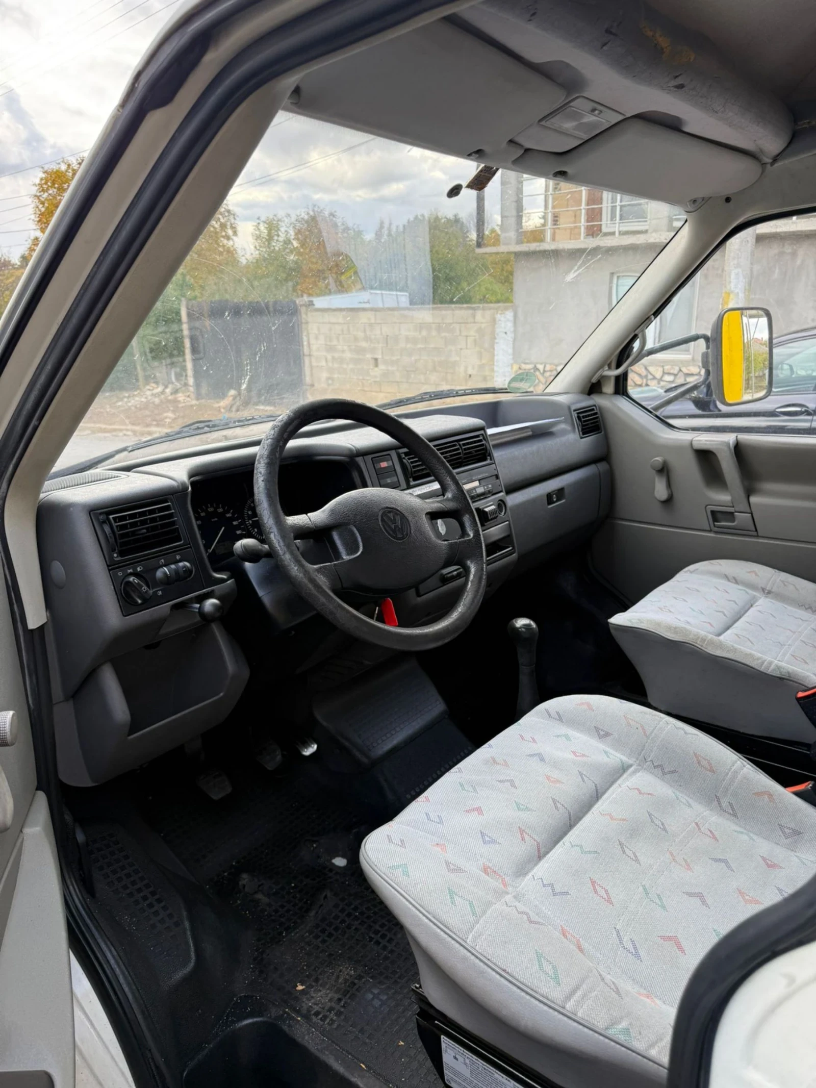 VW T4 Каравана за Бързо Хранене 1.9 TDI - изображение 7
