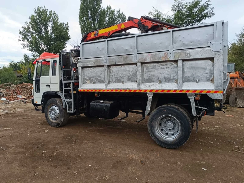 Volvo F10 С щипка грайфер, снимка 2 - Камиони - 52588297
