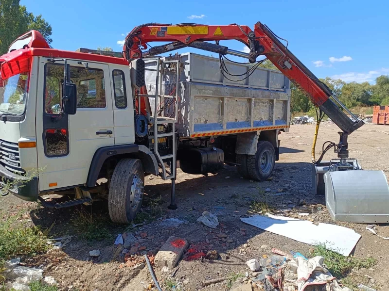 Volvo F10 С щипка грайфер, снимка 6 - Камиони - 52588297