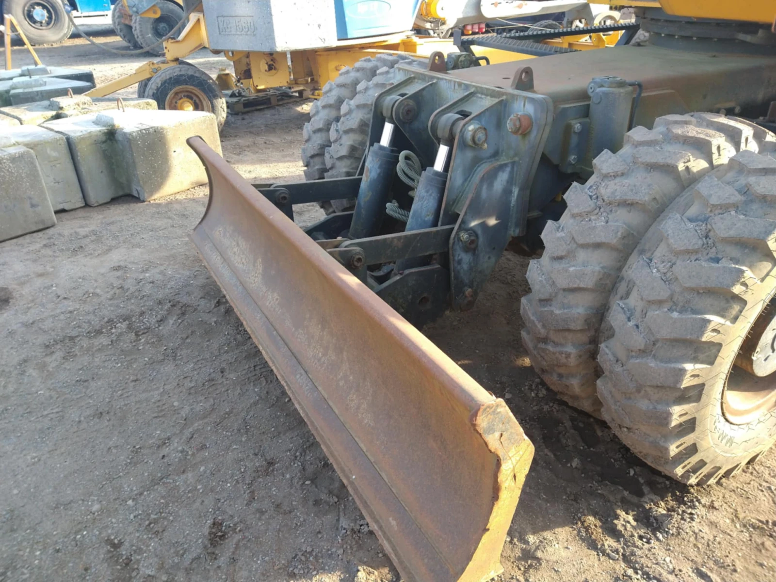  JCB JS 130W | Mobile.bg   14