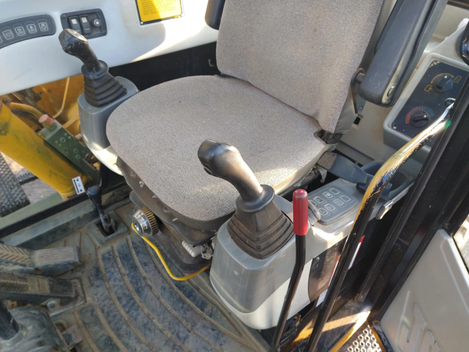  JCB JS 130W | Mobile.bg   11