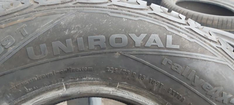 Гуми Летни 235/75R15, снимка 8 - Гуми и джанти - 32778578