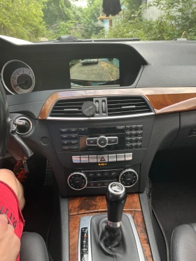 Обява за продажба на Mercedes-Benz C 180 ~29 999 лв. - изображение 8