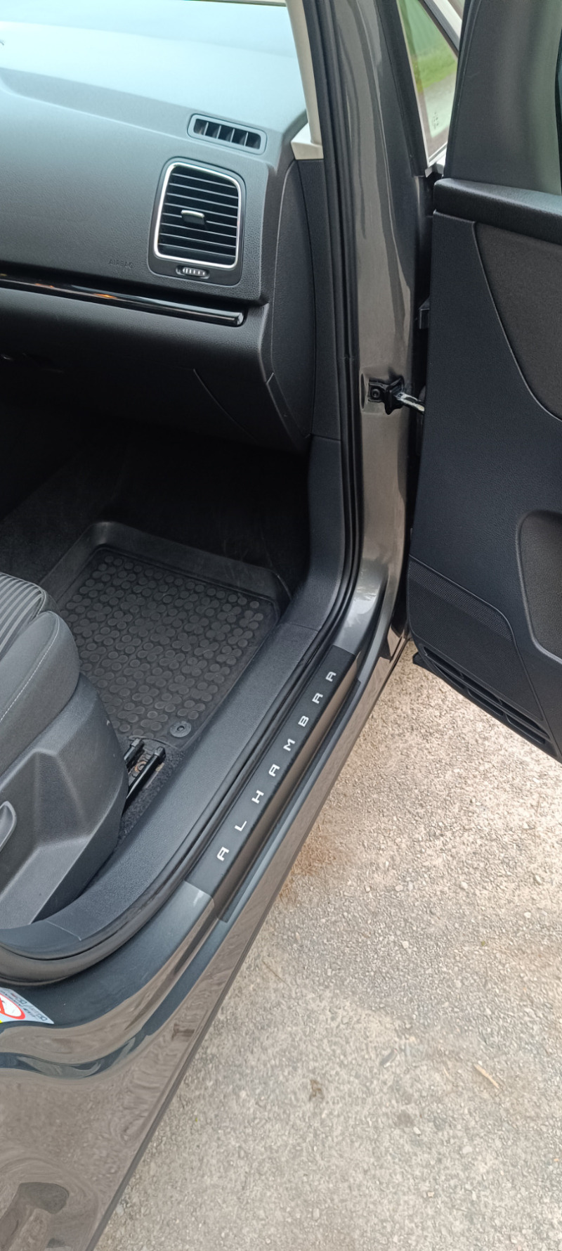 VW Sharan Seat Alhambra full extra 2.0/ 170 k.c/ REALNi KM , снимка 5 - Автомобили и джипове - 45373867
