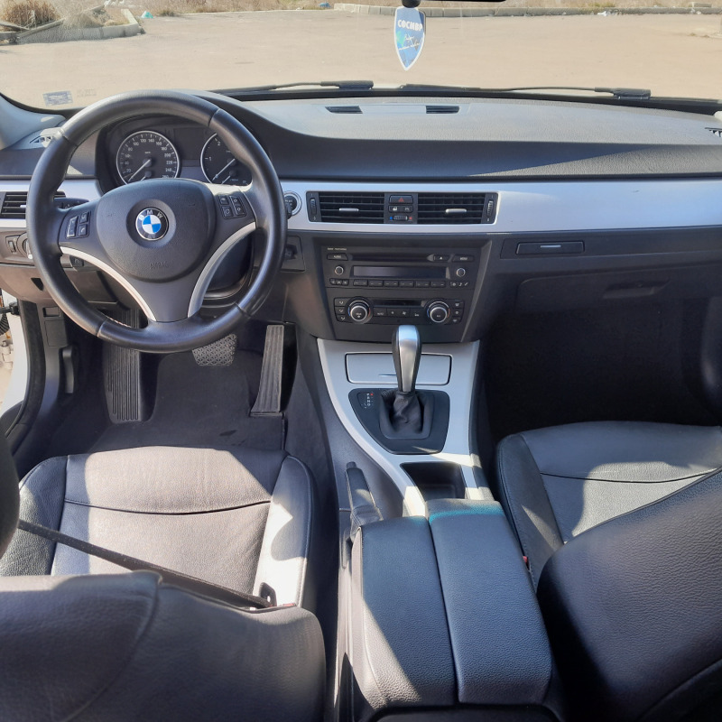 BMW 318 318д, снимка 9 - Автомобили и джипове - 45963636