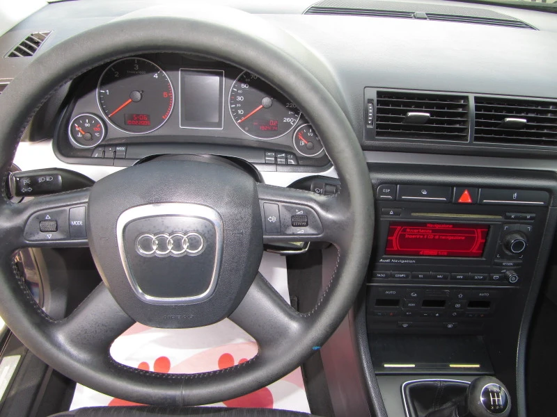 Audi A4 1.9TDI-116k.с.-Италия, снимка 13 - Автомобили и джипове - 46201425