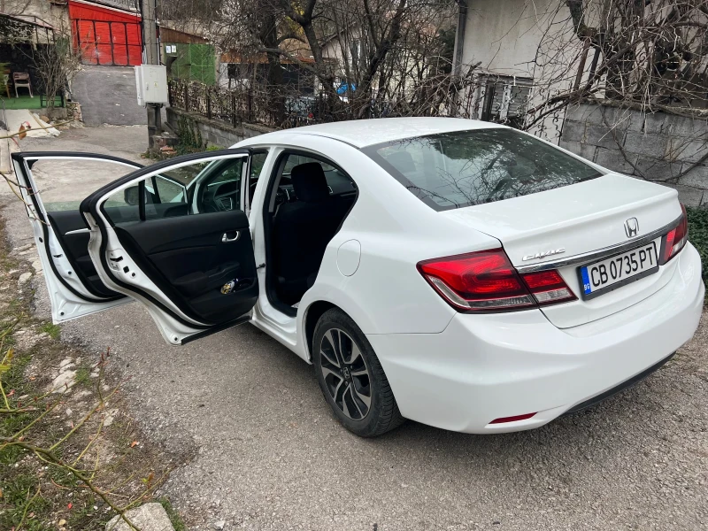 Honda Civic Хонда Сивик, Газ/Бензин, седан, автоматик., снимка 3 - Автомобили и джипове - 47275516