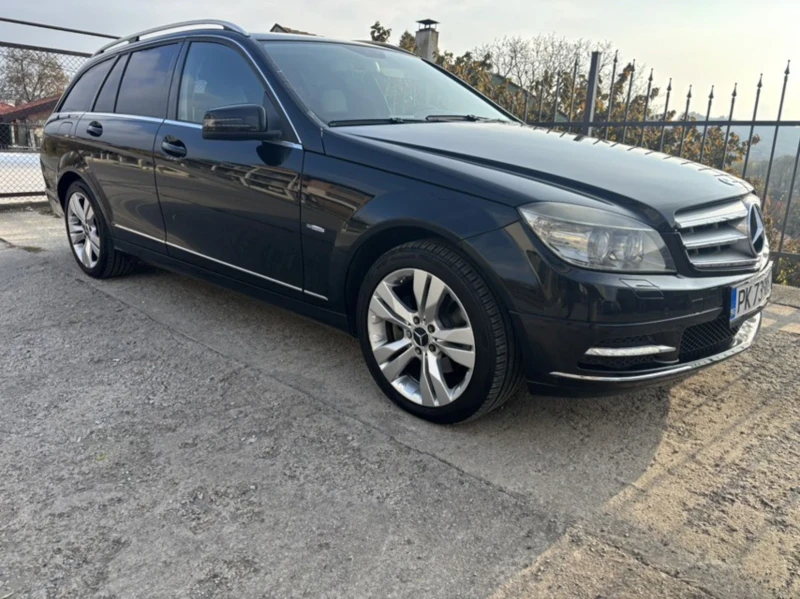 Mercedes-Benz C 220, снимка 5 - Автомобили и джипове - 47826098