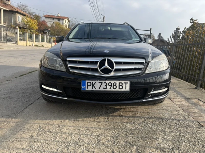 Mercedes-Benz C 220, снимка 4 - Автомобили и джипове - 47826098