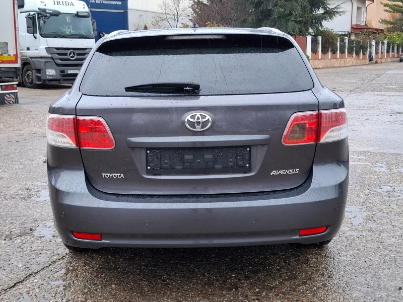 Toyota Avensis 2.0D4D 126hp * КЛИМАТРОНИК * EURO 5 * , снимка 4 - Автомобили и джипове - 48156144