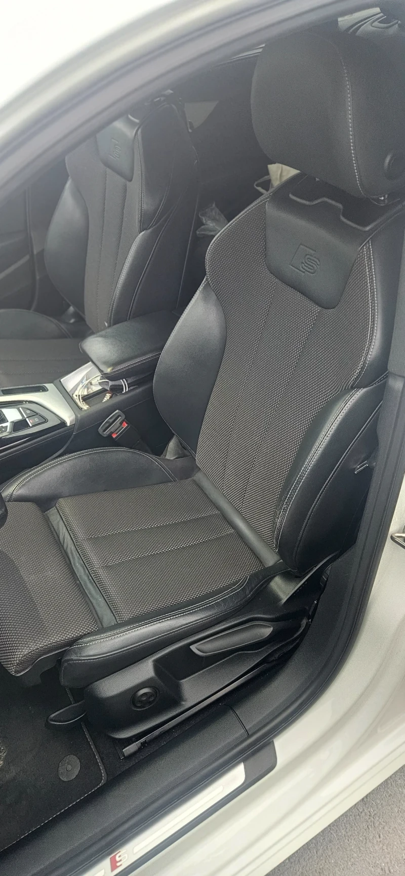 Audi A4 2.0 TDI, снимка 7 - Автомобили и джипове - 52273784