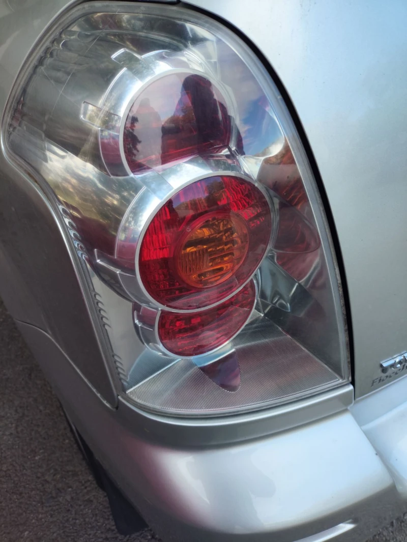 Toyota Corolla verso 1.6 VVT-i ГАЗ, снимка 7 - Автомобили и джипове - 52009205