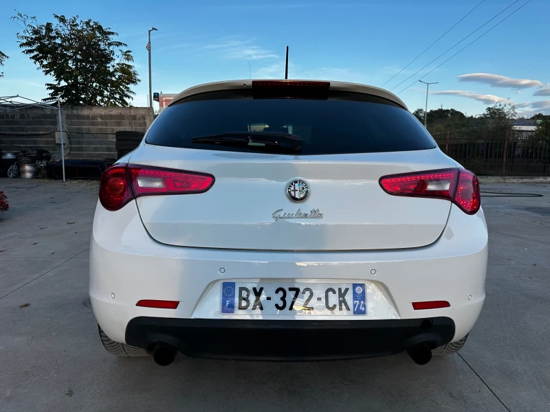Alfa Romeo Giulietta 2.0 JTDM - КОЖА - , снимка 5 - Автомобили и джипове - 52158728