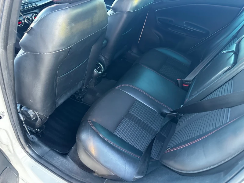 Alfa Romeo Giulietta 2.0 JTDM - КОЖА - , снимка 9 - Автомобили и джипове - 52158728