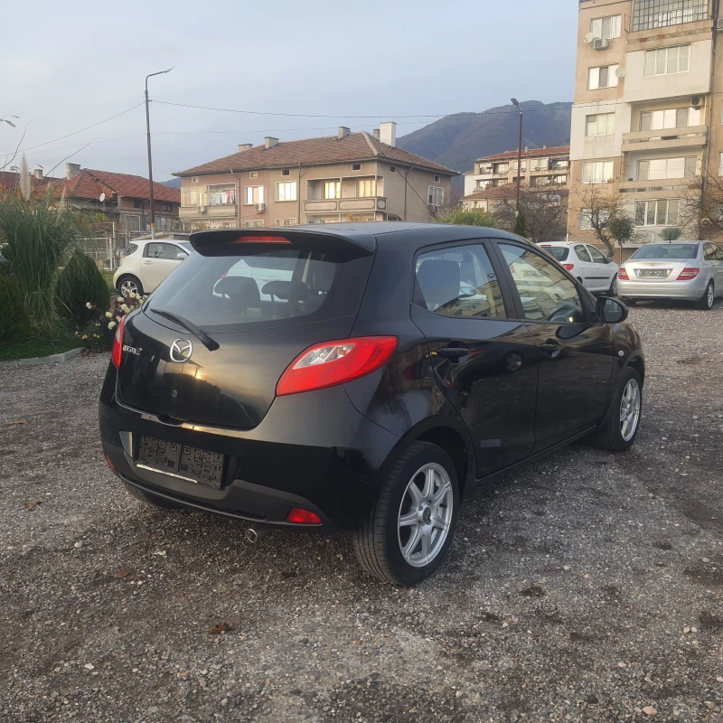 Mazda 2, снимка 5 - Автомобили и джипове - 52635141