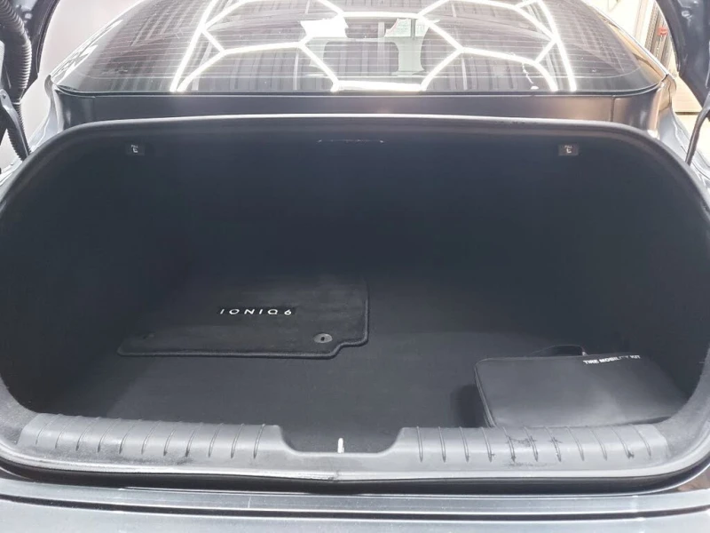 Hyundai Ioniq 6 PREFERRED* От представителство* Ultimate Package, снимка 11 - Автомобили и джипове - 52861239