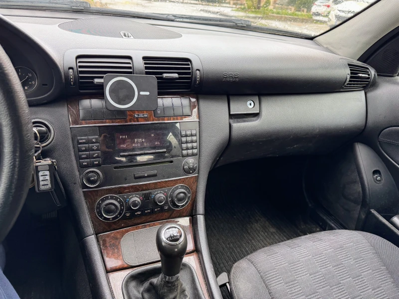 Mercedes-Benz C 200 w203, снимка 6 - Автомобили и джипове - 53234971