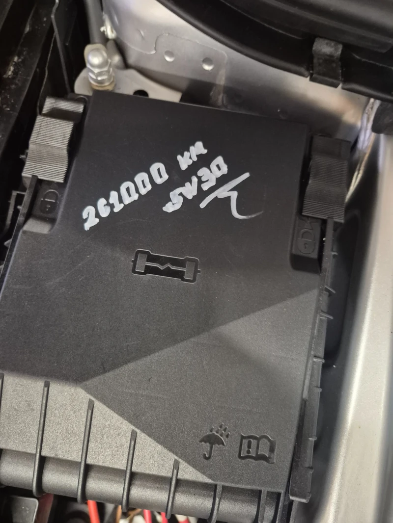 VW Passat 2.0 TDI 140k.c, снимка 4 - Автомобили и джипове - 53285506