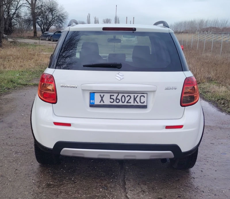 Suzuki SX4, снимка 4 - Автомобили и джипове - 53287130