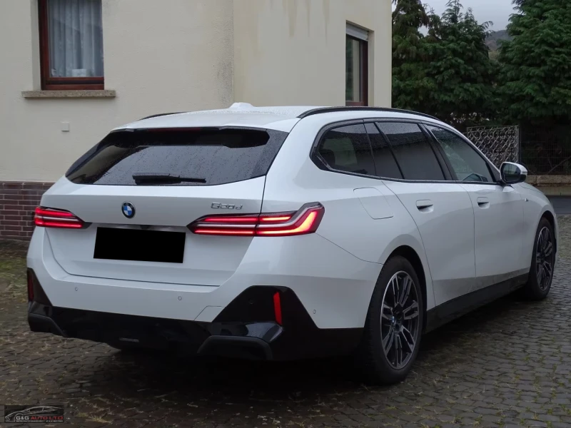 BMW 520 G60/299HP/TOURING/MSPORT/ОБДУХ/360/HUD/H&K/979v, снимка 7 - Автомобили и джипове - 53593421