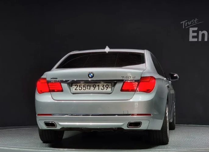 BMW 740 d xDrive - изображение 4