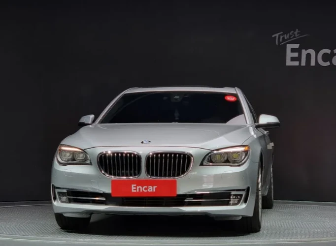 BMW 740 d xDrive - изображение 3