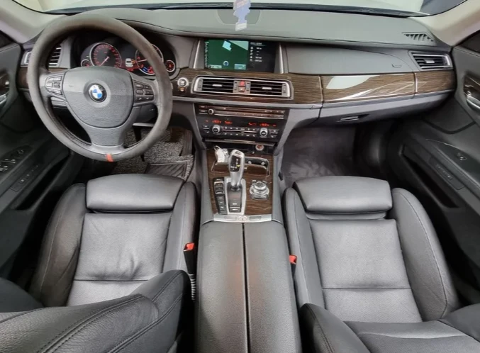 BMW 740 d xDrive - изображение 7