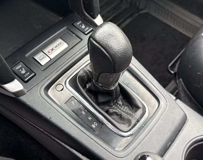 Subaru Forester  2.0XT Limited - изображение 9