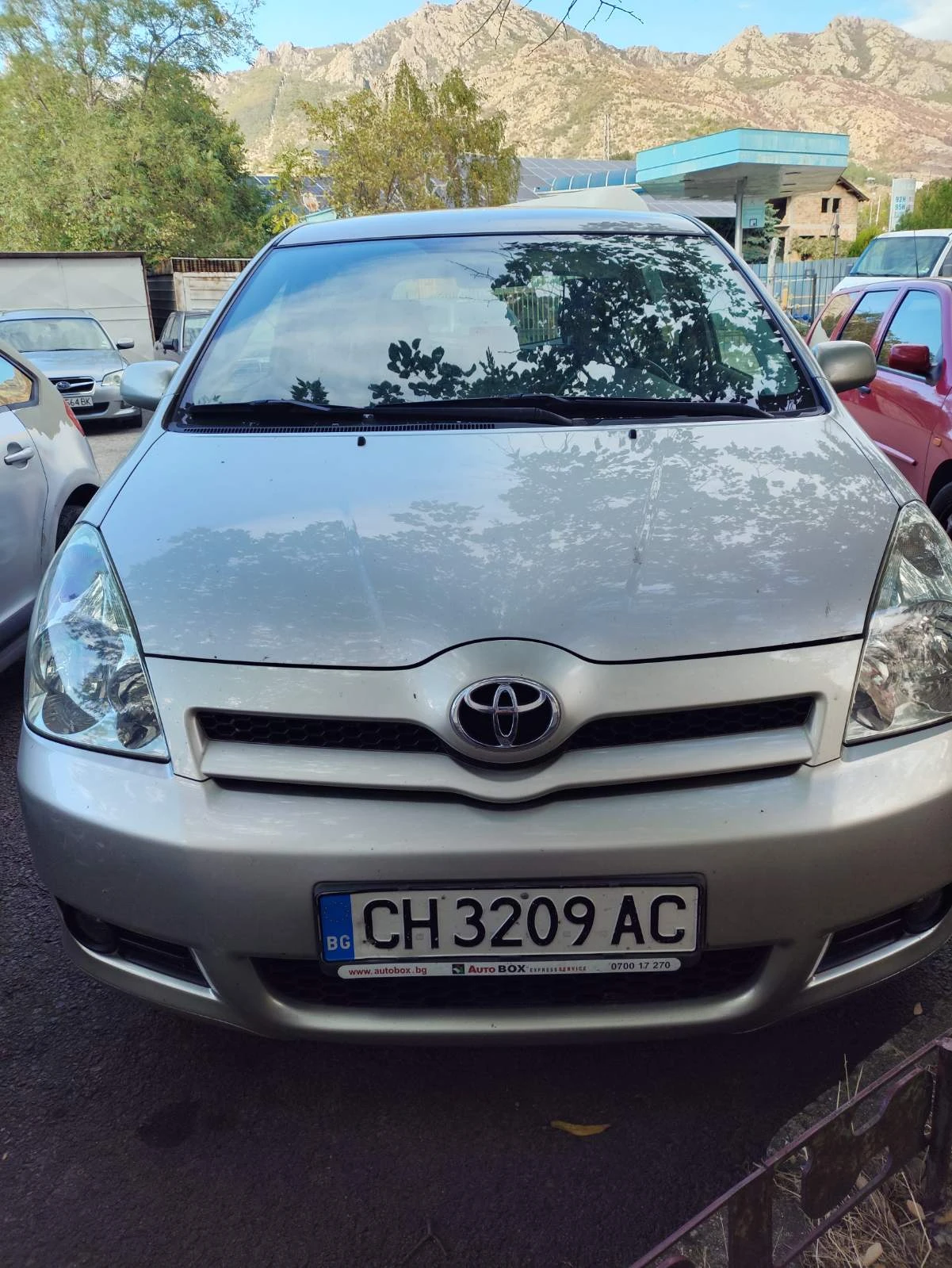 Toyota Corolla verso 1.6 VVT-i ГАЗ, снимка 1