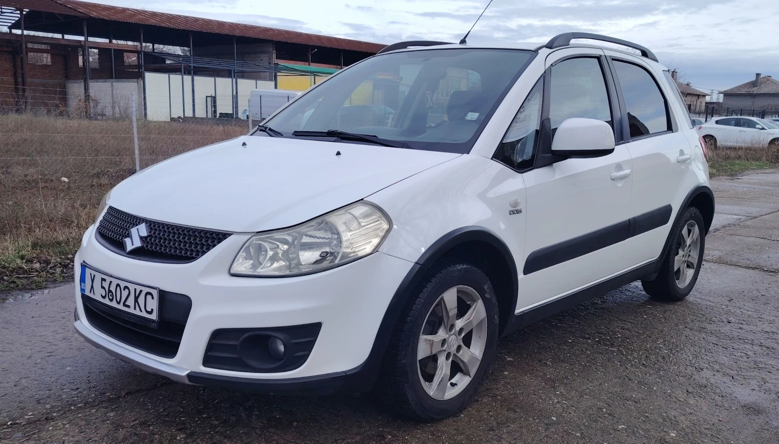 Suzuki SX4, снимка 1