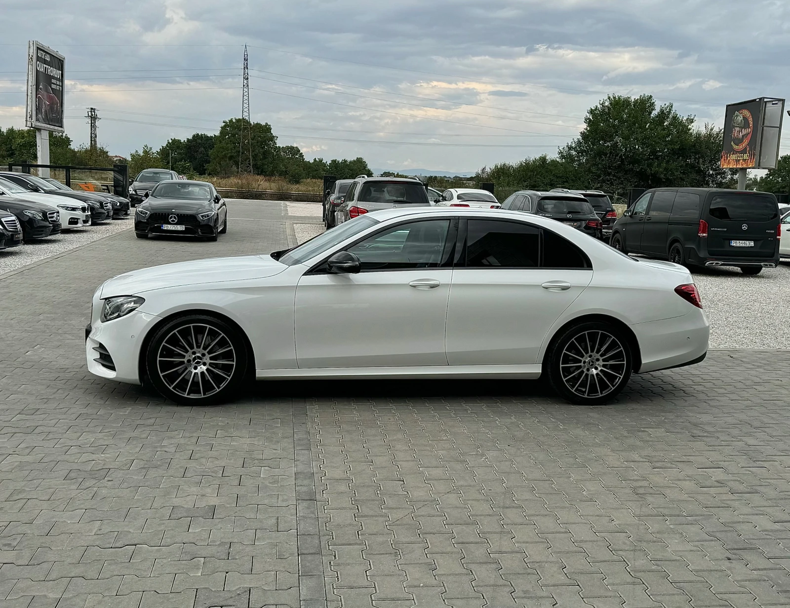 Mercedes-Benz E 220 d AMG Pack * Virtual* Подгрев/Камера/Head-up - изображение 7