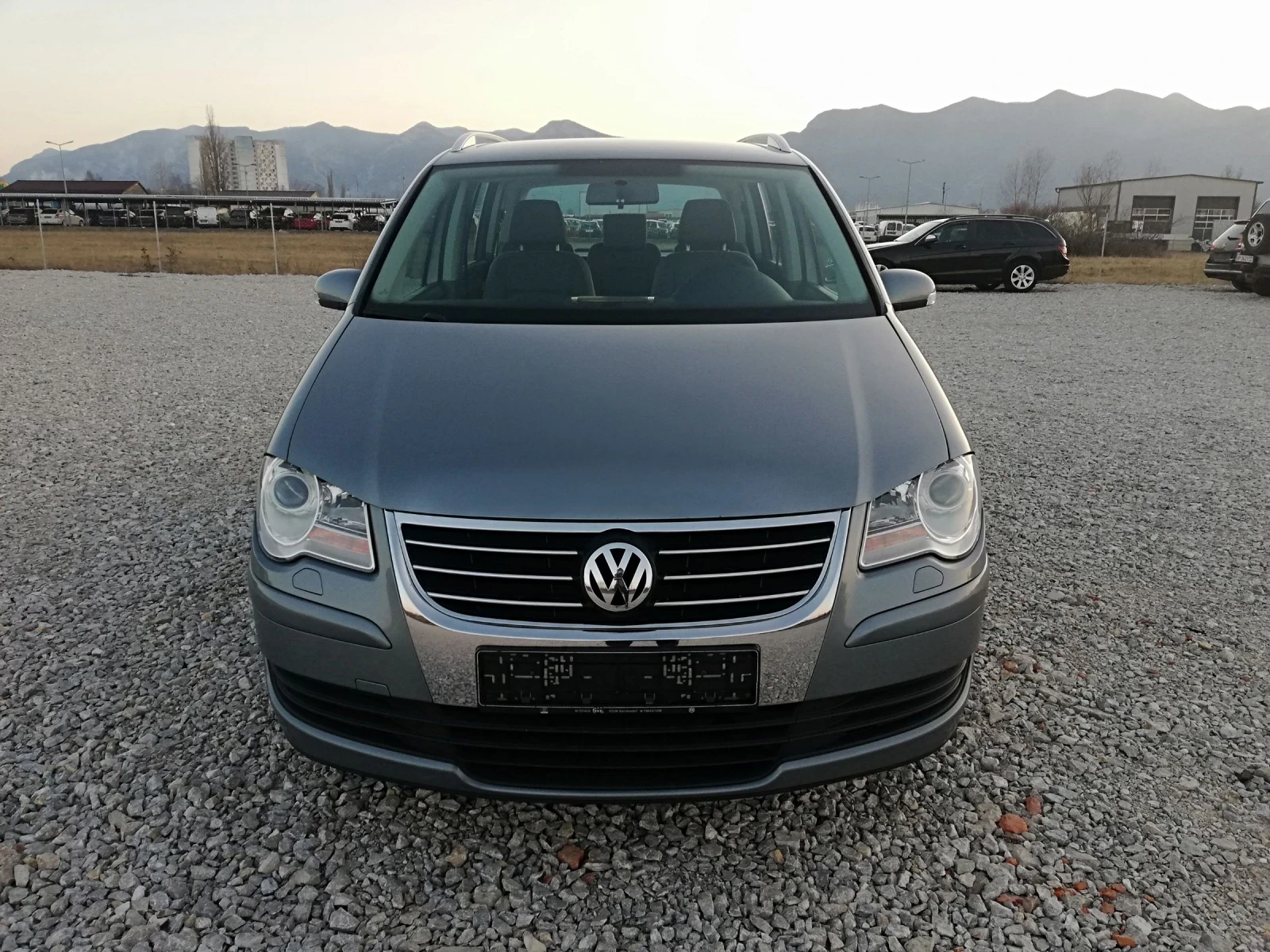 VW Touran 2.0tdi klima 140 - изображение 2