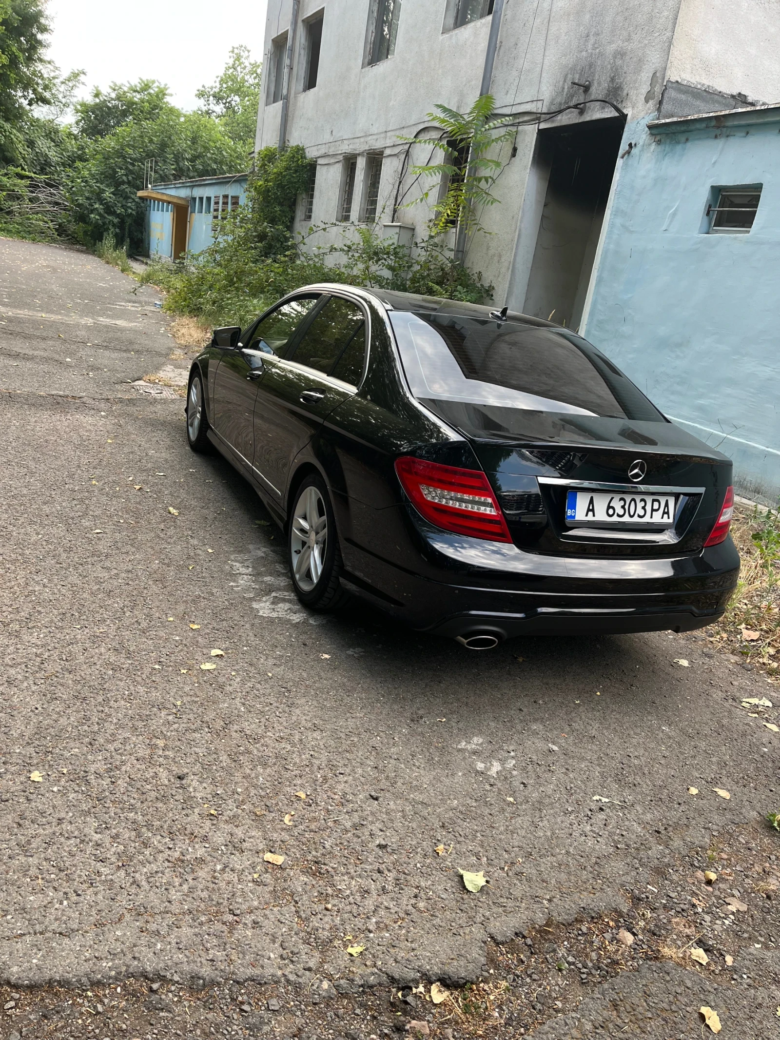 Mercedes-Benz C 180  - изображение 4