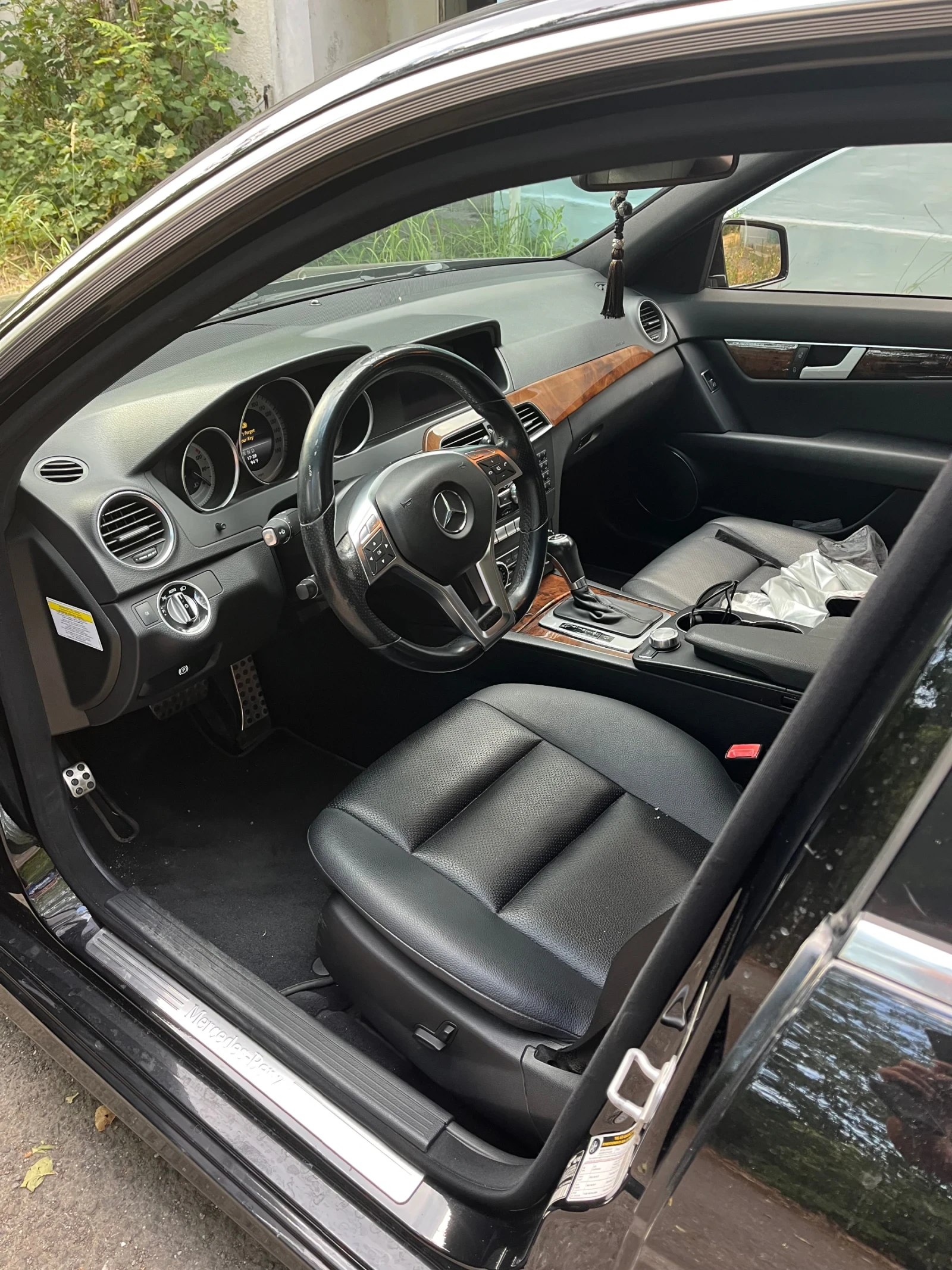 Mercedes-Benz C 180  - изображение 6