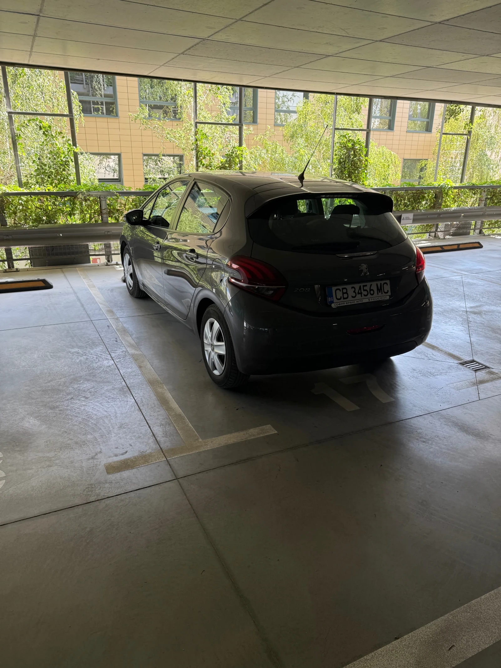Peugeot 208  - изображение 6