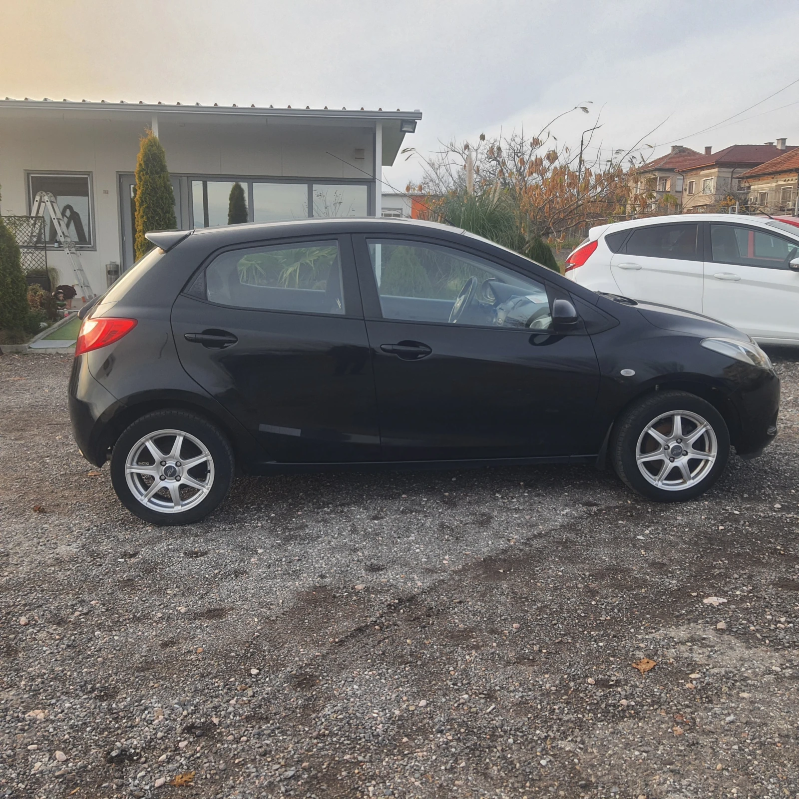 Mazda 2 | Mobile.bg   4