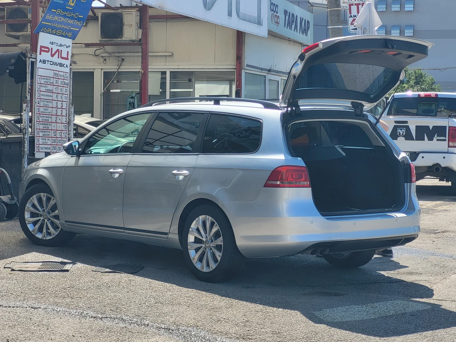 VW Passat 2.0 TDI 140k.c - изображение 3