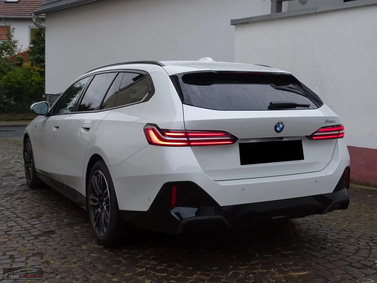 BMW 520 G60/299HP/TOURING/MSPORT/ОБДУХ/360/HUD/H&K/979v - изображение 4