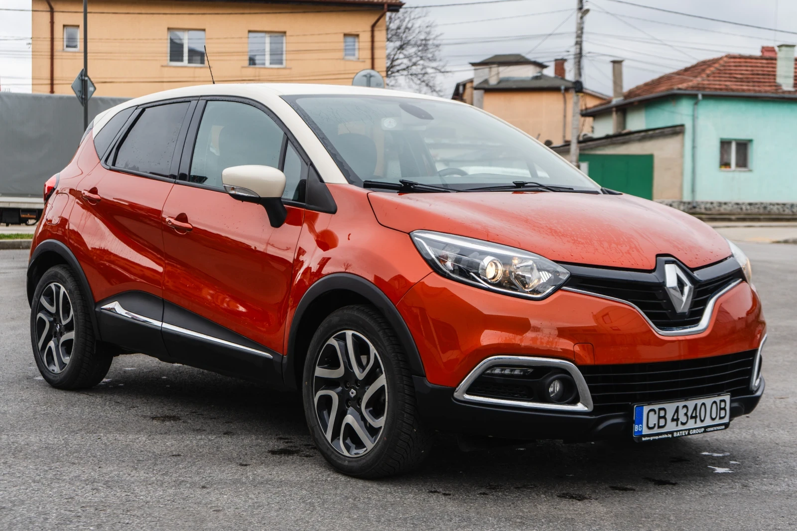 Renault Captur 1.2 TCe ШВЕЙЦАРИЯ АВТОМАТИК 113000 км., снимка 8 - Автомобили и джипове - 54061014