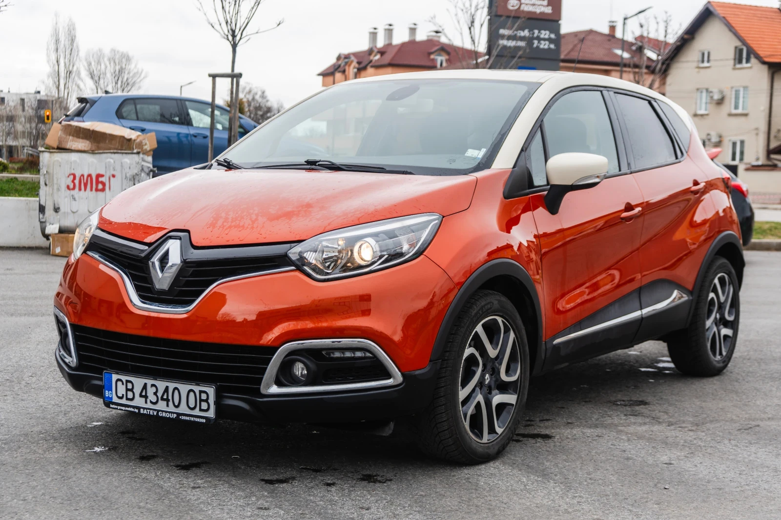 Renault Captur 1.2 TCe ШВЕЙЦАРИЯ АВТОМАТИК 113000 км., снимка 2 - Автомобили и джипове - 54061014