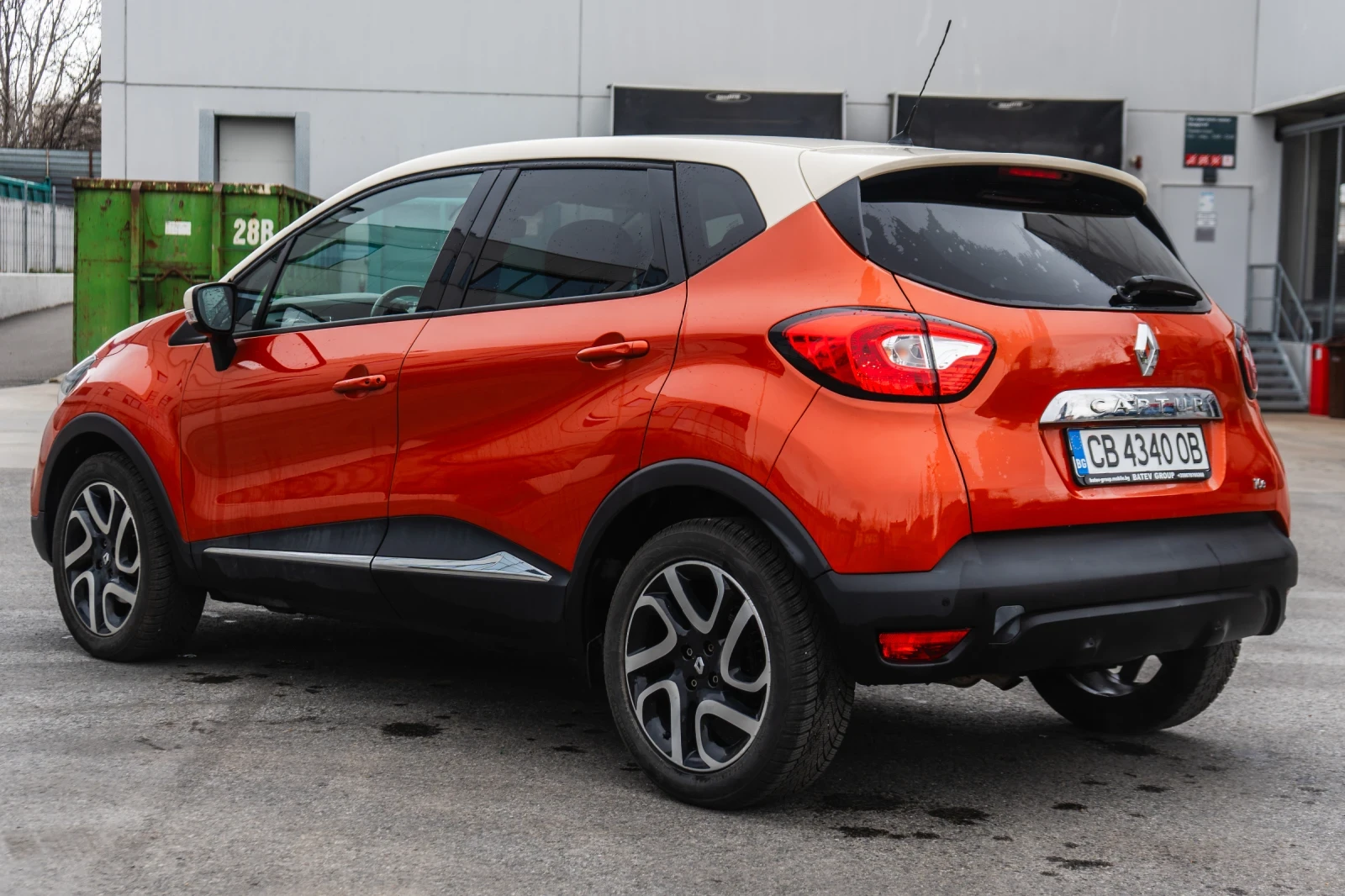 Renault Captur 1.2 TCe ШВЕЙЦАРИЯ АВТОМАТИК 113000 км., снимка 6 - Автомобили и джипове - 54061014