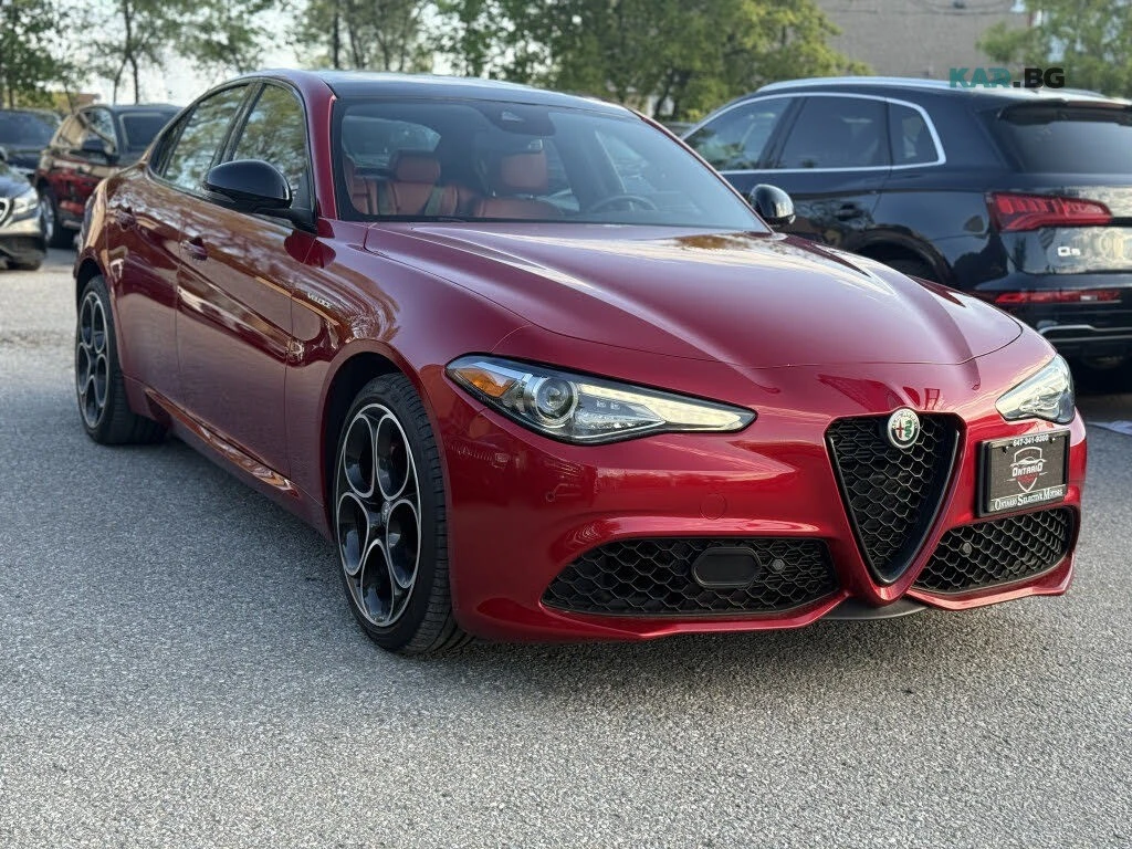 Alfa Romeo Giulia Veloce* AWD* АвтоКредит* (ЦЕНА ДО БГ), снимка 3 - Автомобили и джипове - 54569523