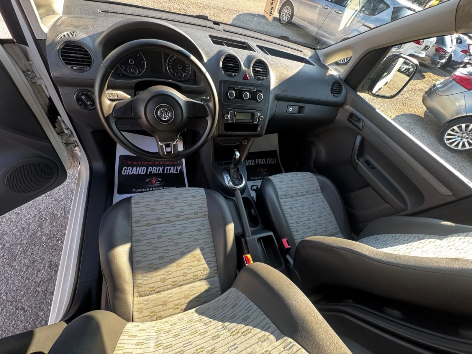 VW Caddy 2.0TDI, 140к.с., 4Х4, АВТОМАТ, КЛИМАТИК, АВТОПИЛОТ, снимка 11 - Автомобили и джипове - 55005650