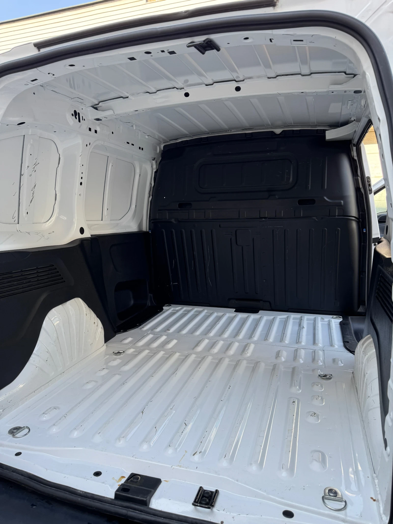Citroen Berlingo 1, 5, снимка 10 - Автомобили и джипове - 55042235