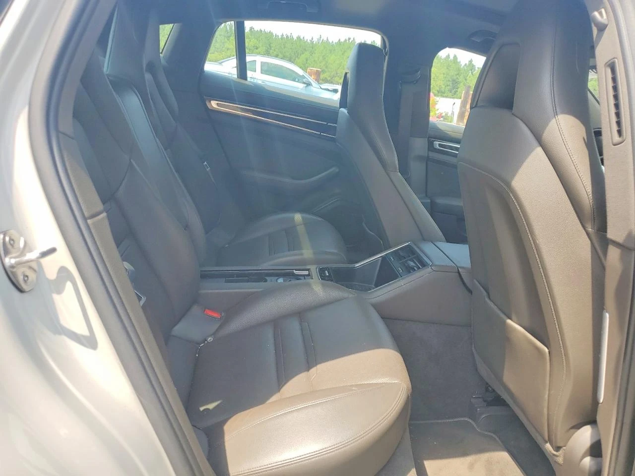 Porsche Panamera 3.0l 2, снимка 10 - Автомобили и джипове - 55566615