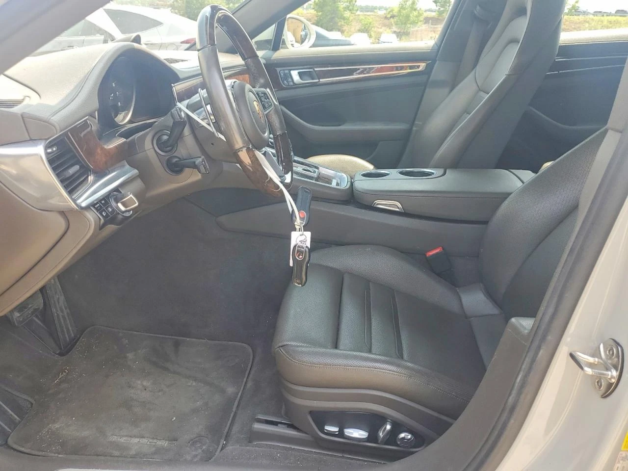 Porsche Panamera 3.0l 2, снимка 7 - Автомобили и джипове - 55566615
