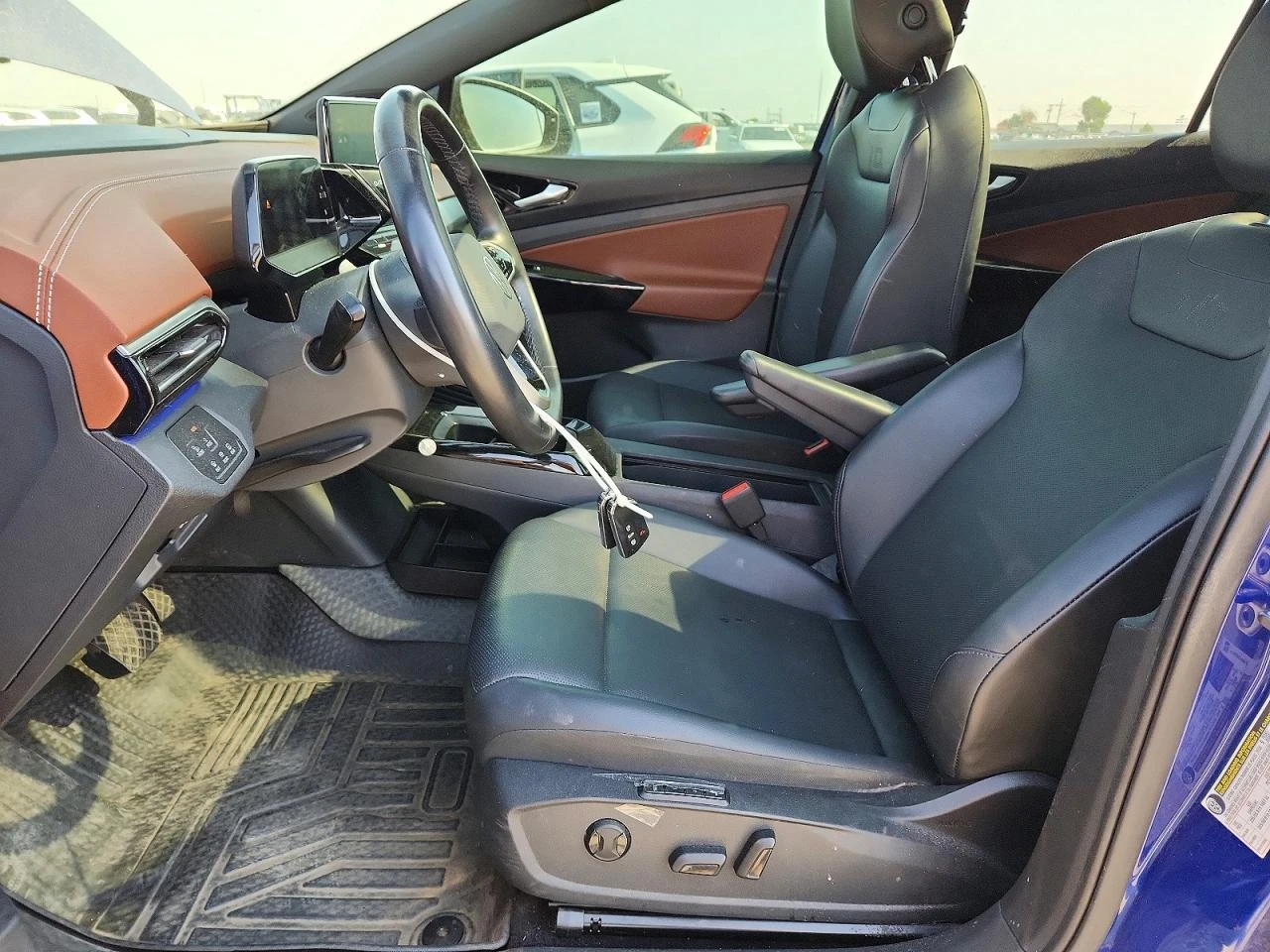 VW ID.4 AWD* PRO-S* ПОДГРЕВ* КАМЕРА* ПАНОРАМА* KEYLESS* , снимка 8 - Автомобили и джипове - 55647157